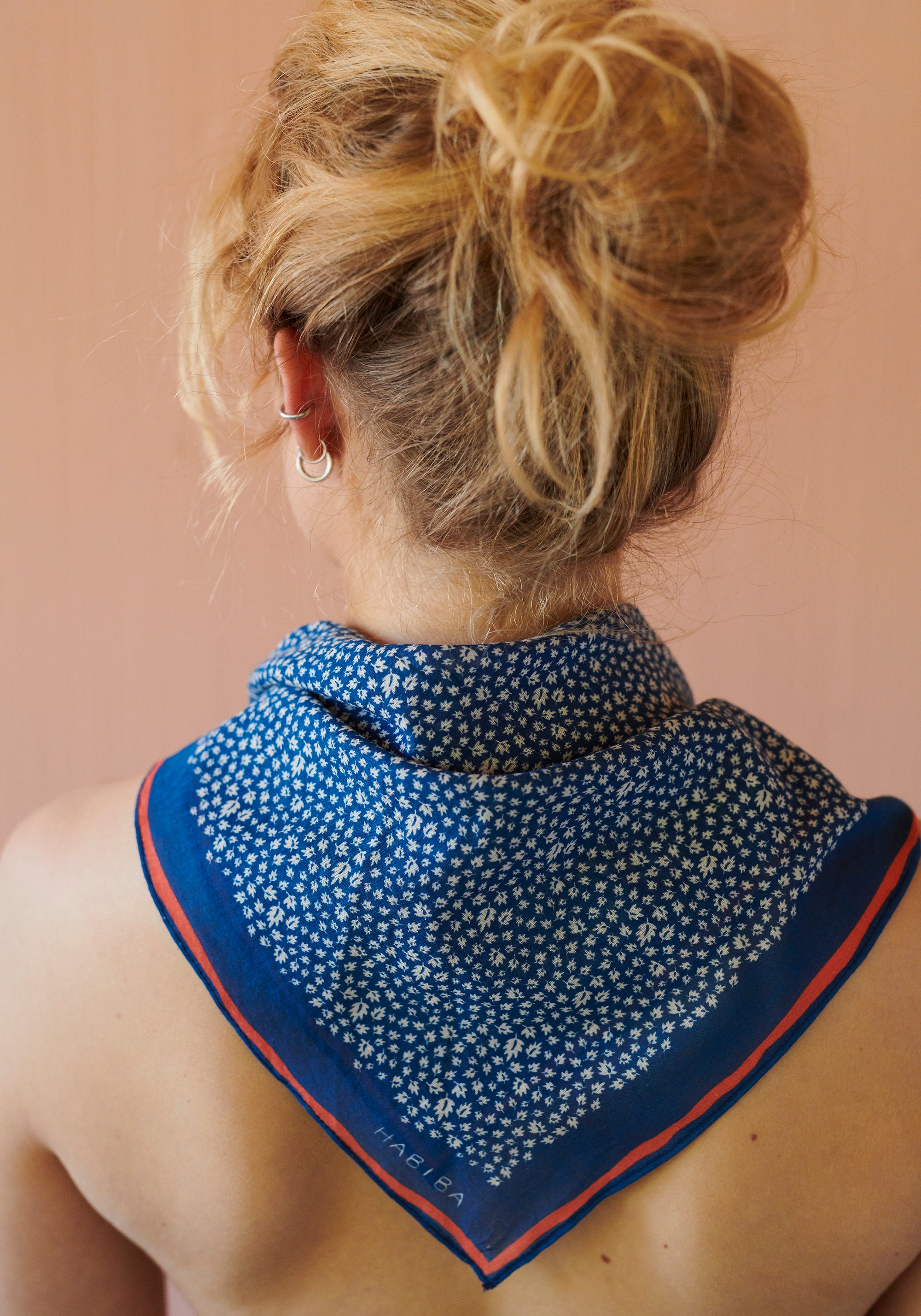HABIBA AUTUMN LEAF BANDANA Bananas & Scarves INDIGO