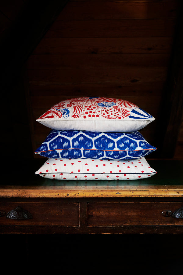 HABIBA BIBI CUSHION Cushion KISS